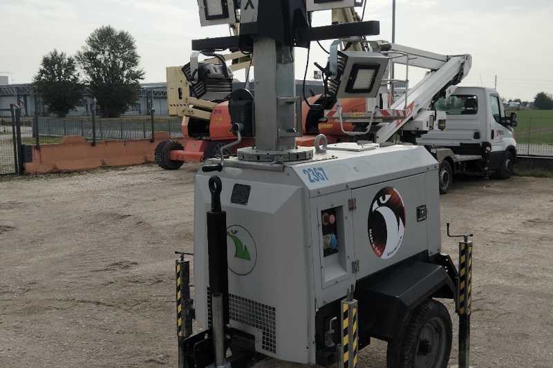 OmecoHub - Immagine LUXTOWER LUX-M12